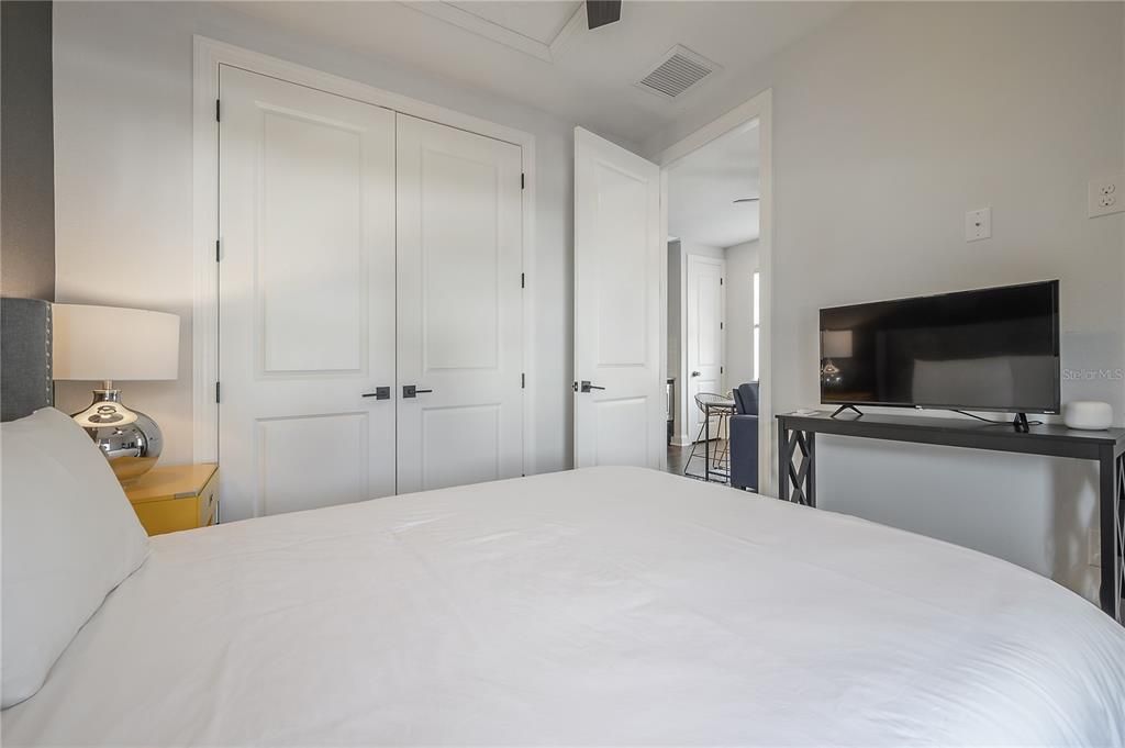 For Rent: $6,500 (5 beds, 3 baths, 2612 Square Feet)
