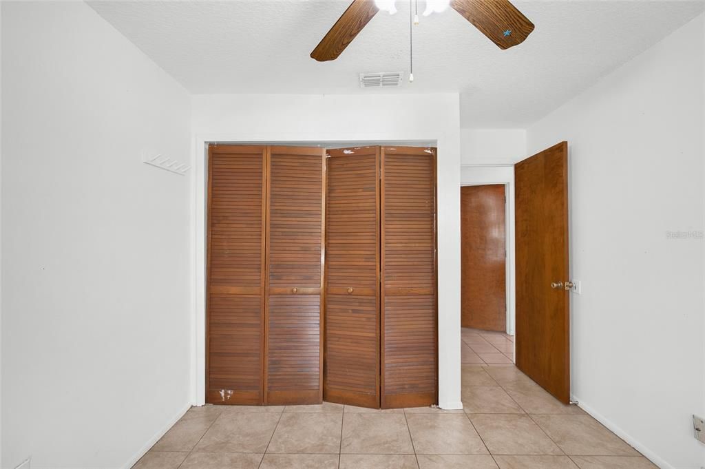 На продажу: $350,000 (3 спален, 2 ванн, 1268 Квадратных фут)