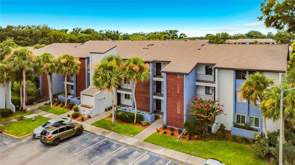 For Sale: $200,000 (2 beds, 2 baths, 1341 Square Feet)