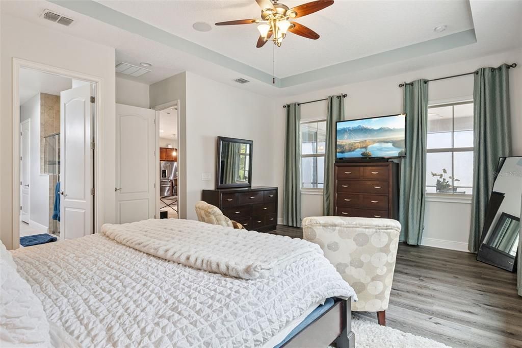 For Sale: $775,000 (4 beds, 4 baths, 3413 Square Feet)