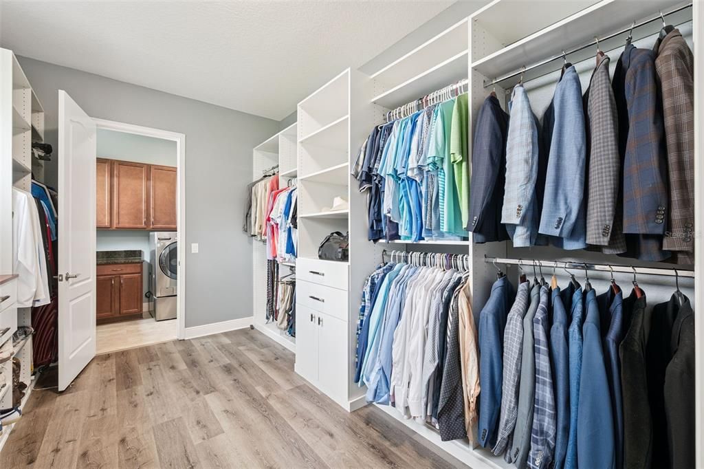 For Sale: $775,000 (4 beds, 4 baths, 3413 Square Feet)