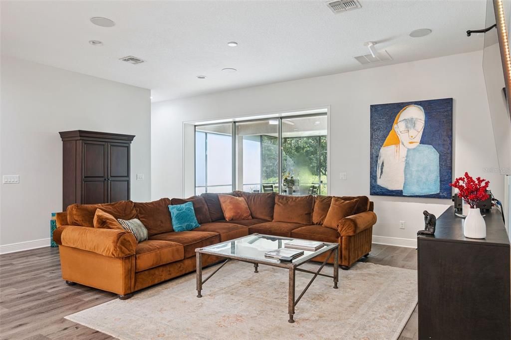 For Sale: $775,000 (4 beds, 4 baths, 3413 Square Feet)
