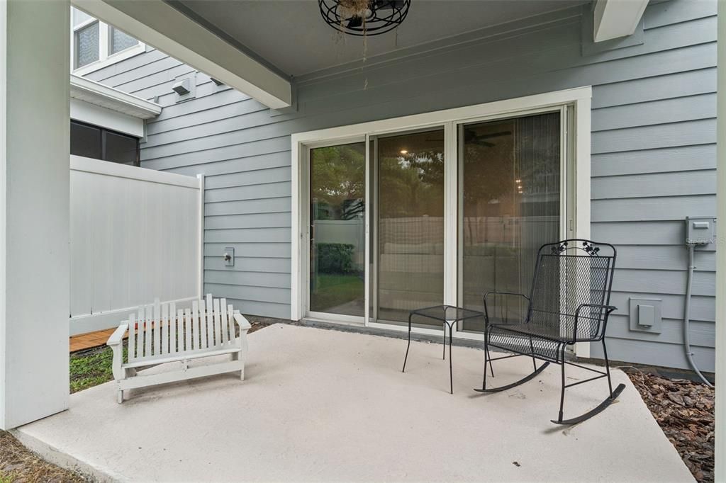 For Sale: $399,900 (3 beds, 2 baths, 1907 Square Feet)