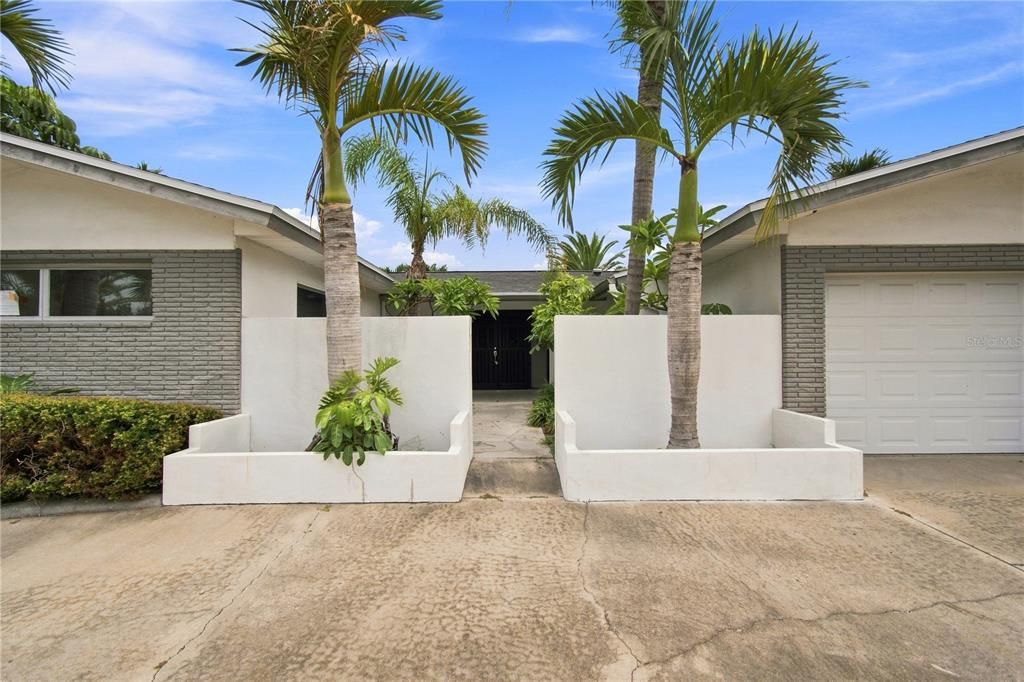 En Venta: $549,900 (2 camas, 2 baños, 1430 Pies cuadrados)