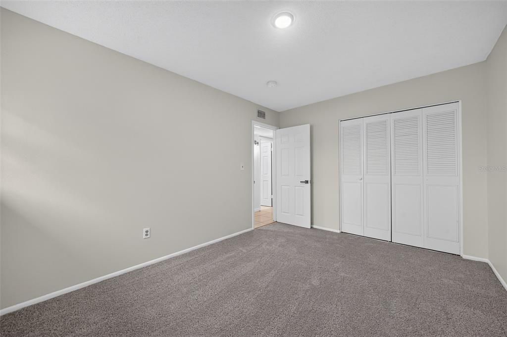 Activo con contrato: $219,900 (4 camas, 2 baños, 1482 Pies cuadrados)