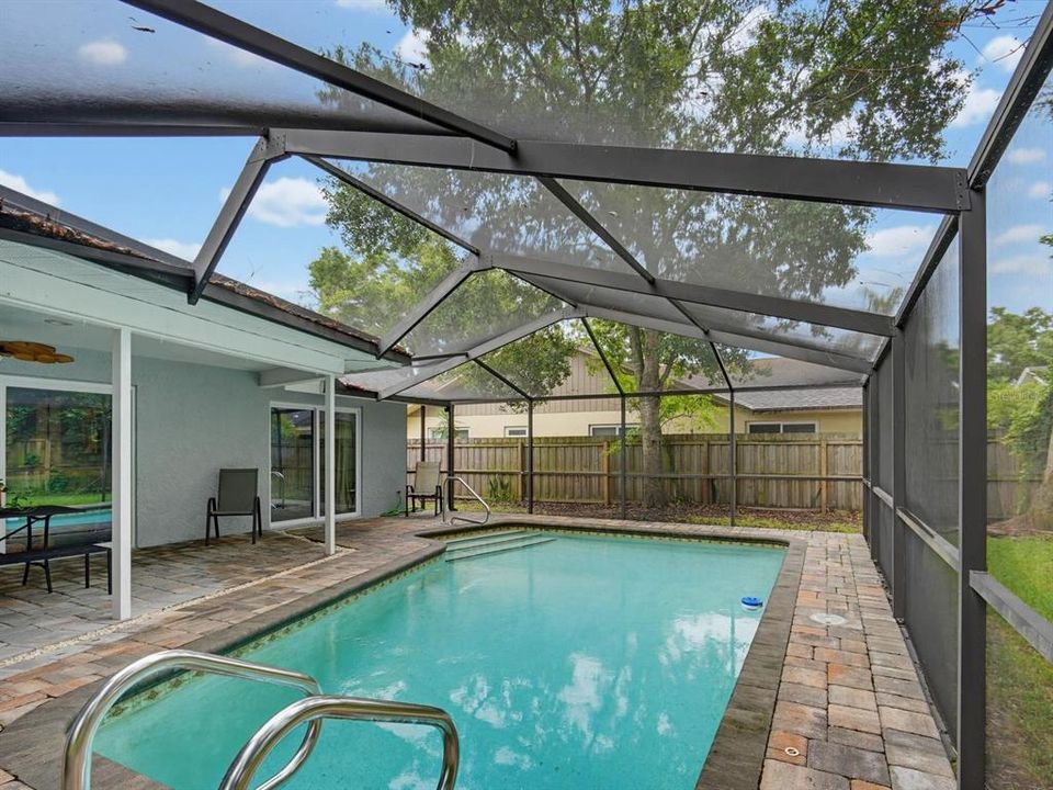 For Sale: $615,000 (4 beds, 2 baths, 1932 Square Feet)