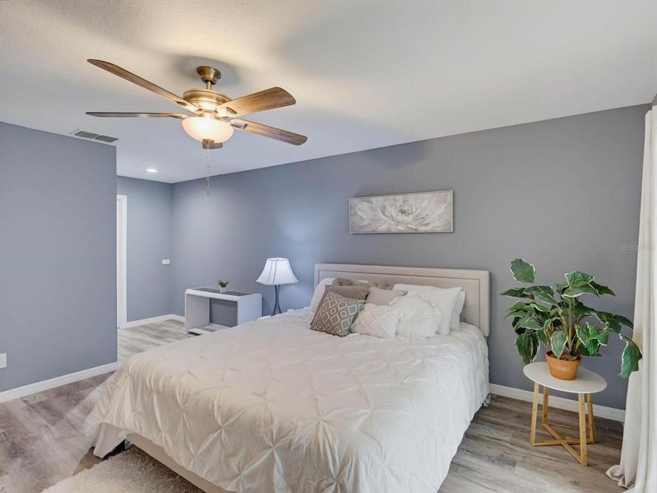 For Sale: $615,000 (4 beds, 2 baths, 1932 Square Feet)