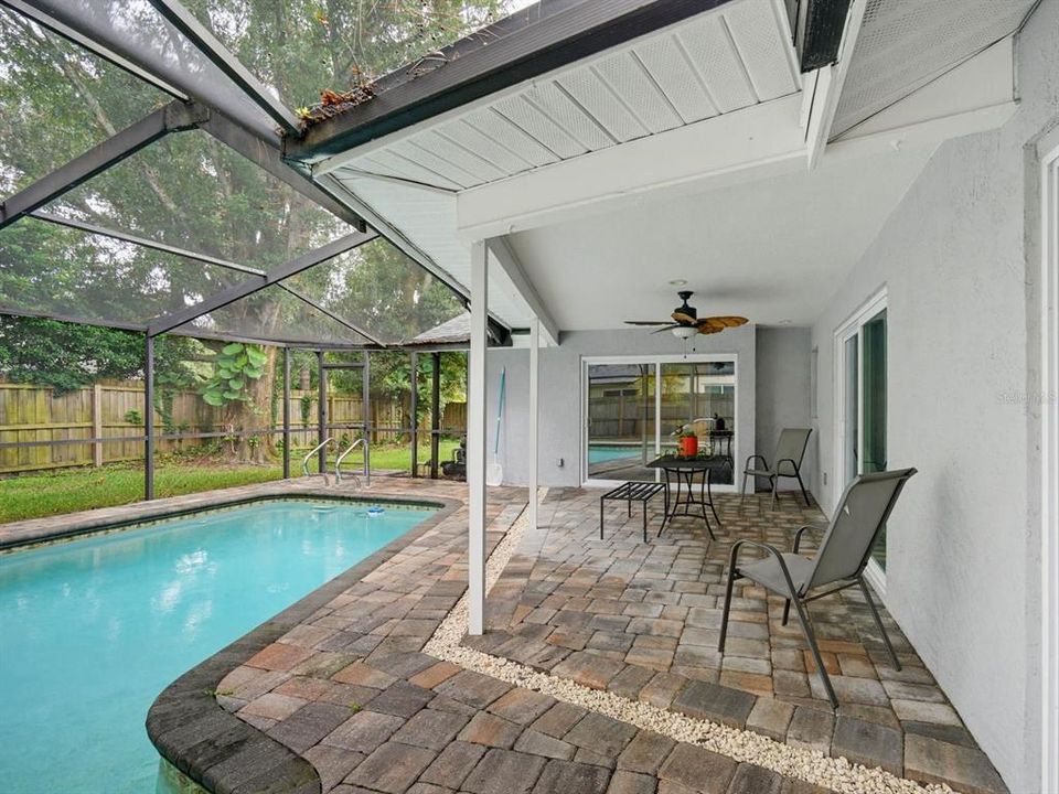 For Sale: $615,000 (4 beds, 2 baths, 1932 Square Feet)