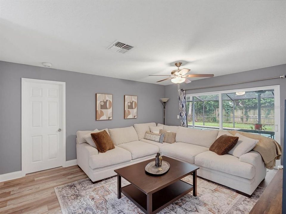 For Sale: $615,000 (4 beds, 2 baths, 1932 Square Feet)