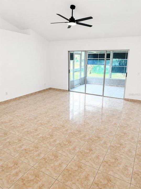 En Venta: $329,900 (3 camas, 2 baños, 1420 Pies cuadrados)