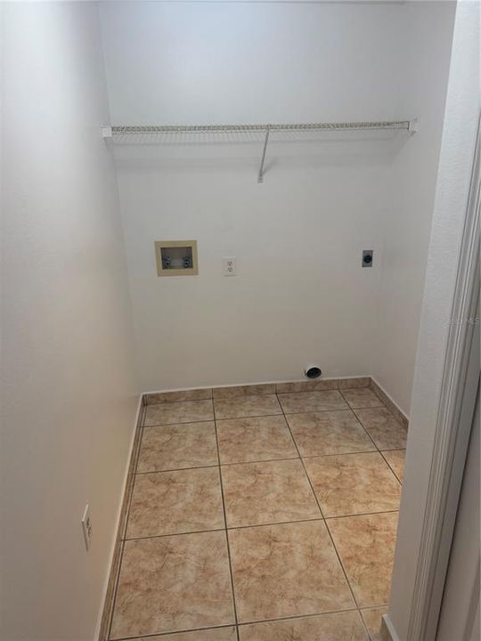 En Venta: $329,900 (3 camas, 2 baños, 1420 Pies cuadrados)