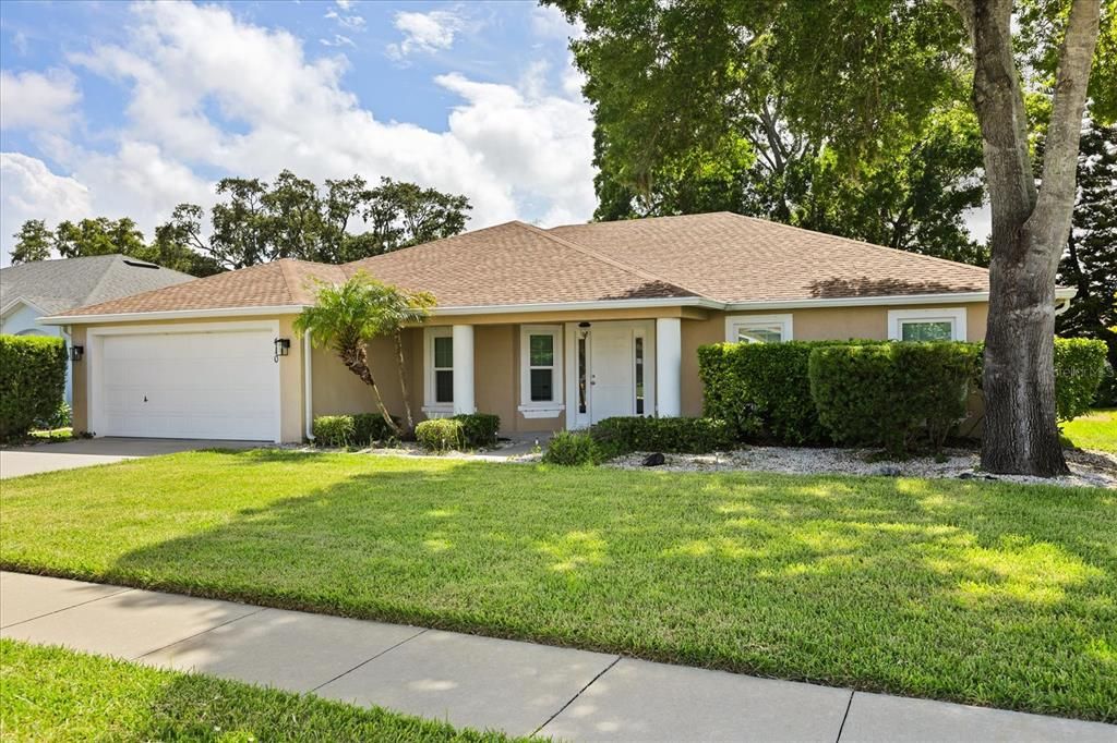 For Rent: $2,400 (4 beds, 2 baths, 2242 Square Feet)