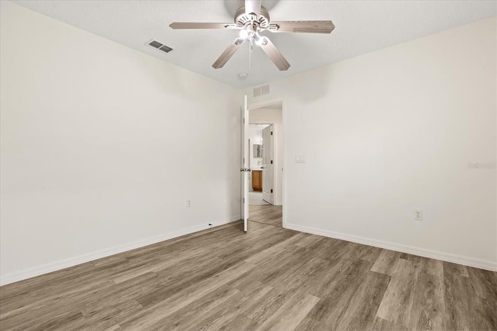 For Rent: $2,400 (4 beds, 2 baths, 2242 Square Feet)