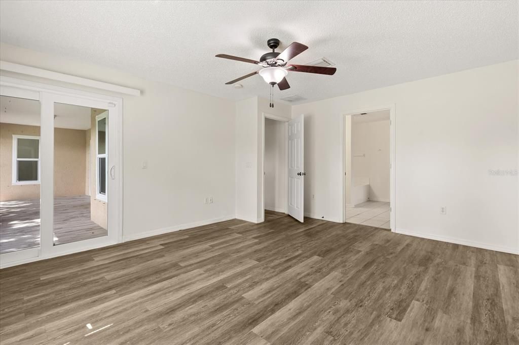 For Rent: $2,400 (4 beds, 2 baths, 2242 Square Feet)