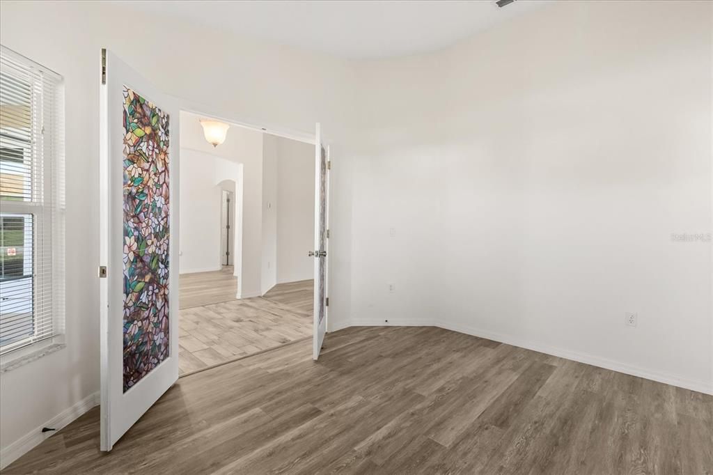 For Rent: $2,400 (4 beds, 2 baths, 2242 Square Feet)