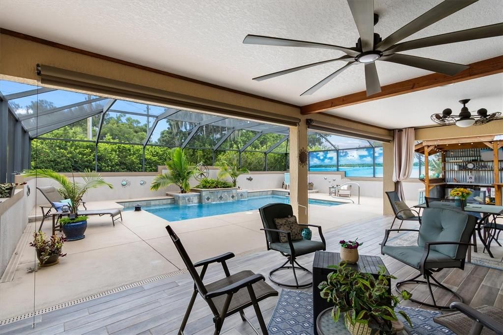 En Venta: $799,000 (3 camas, 2 baños, 2109 Pies cuadrados)
