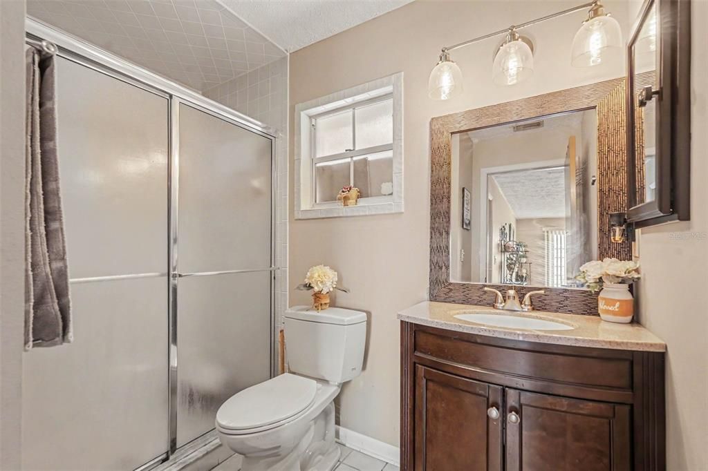 Activo con contrato: $259,999 (2 camas, 2 baños, 1272 Pies cuadrados)