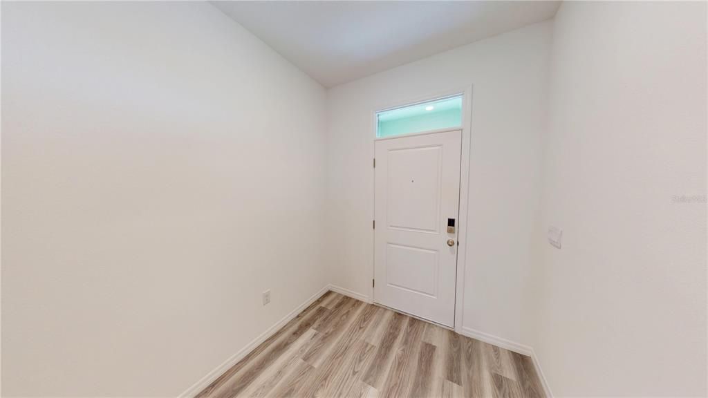 For Rent: $2,300 (3 beds, 2 baths, 1673 Square Feet)