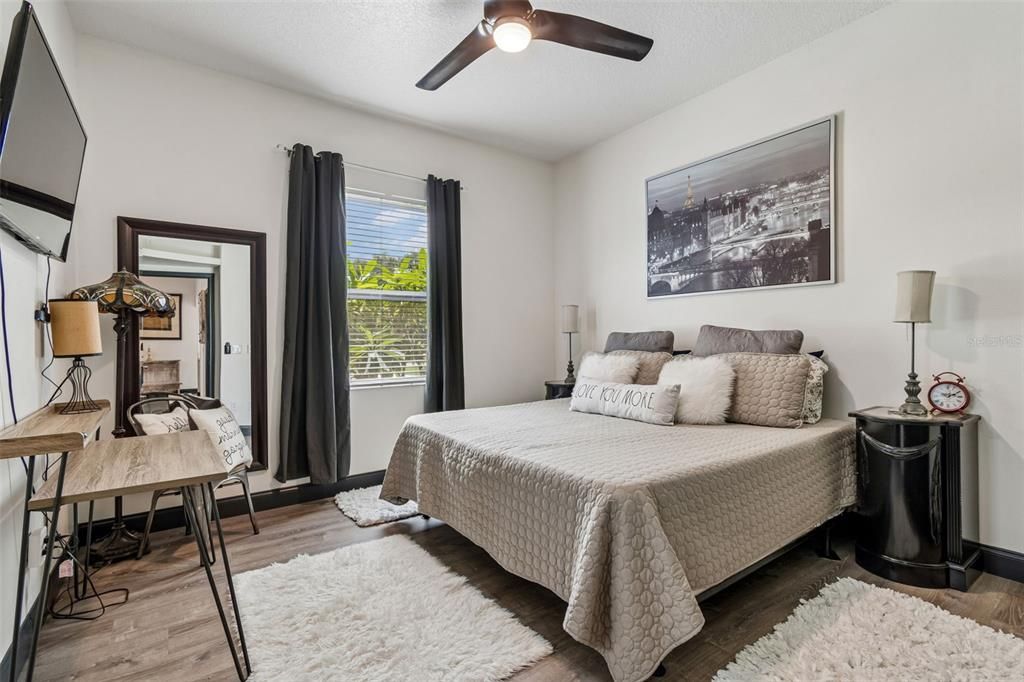 For Sale: $750,000 (3 beds, 3 baths, 2456 Square Feet)