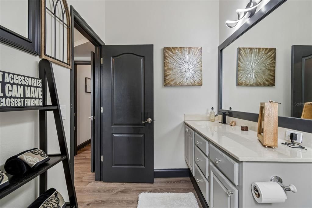 For Sale: $750,000 (3 beds, 3 baths, 2456 Square Feet)