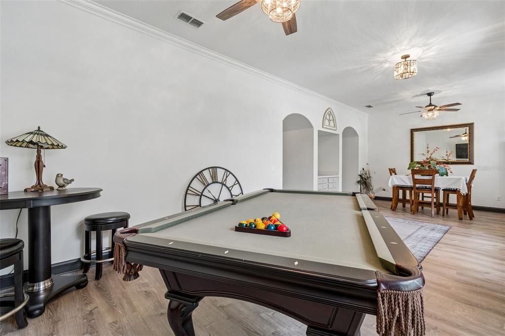 For Sale: $750,000 (3 beds, 3 baths, 2456 Square Feet)