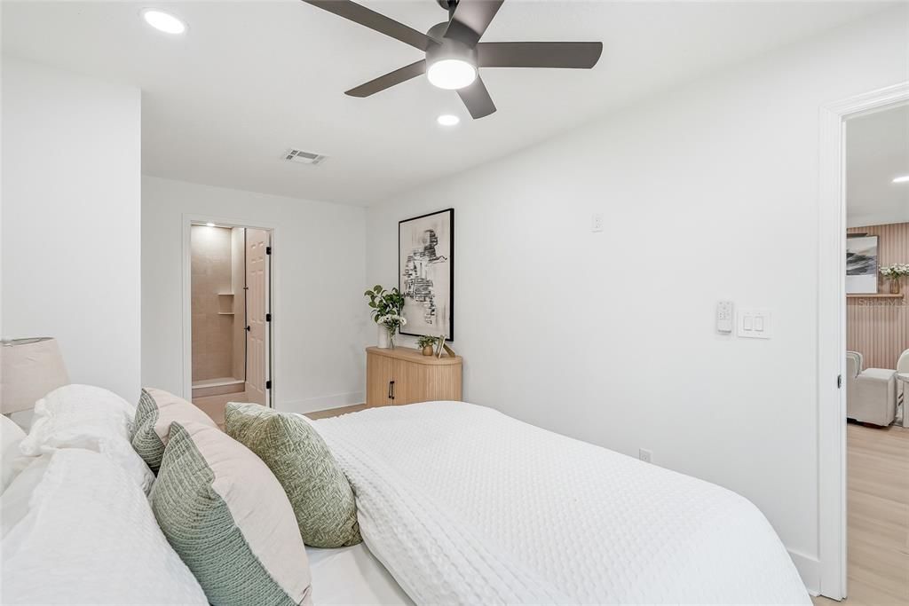 Activo con contrato: $399,900 (3 camas, 2 baños, 1188 Pies cuadrados)