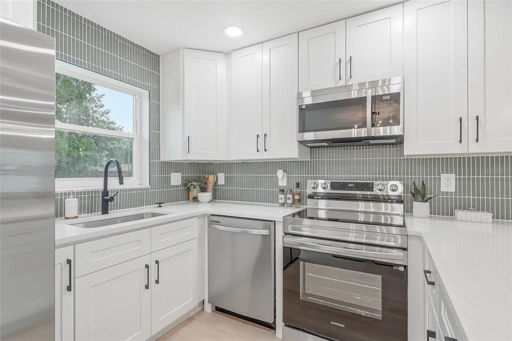 Activo con contrato: $399,900 (3 camas, 2 baños, 1188 Pies cuadrados)