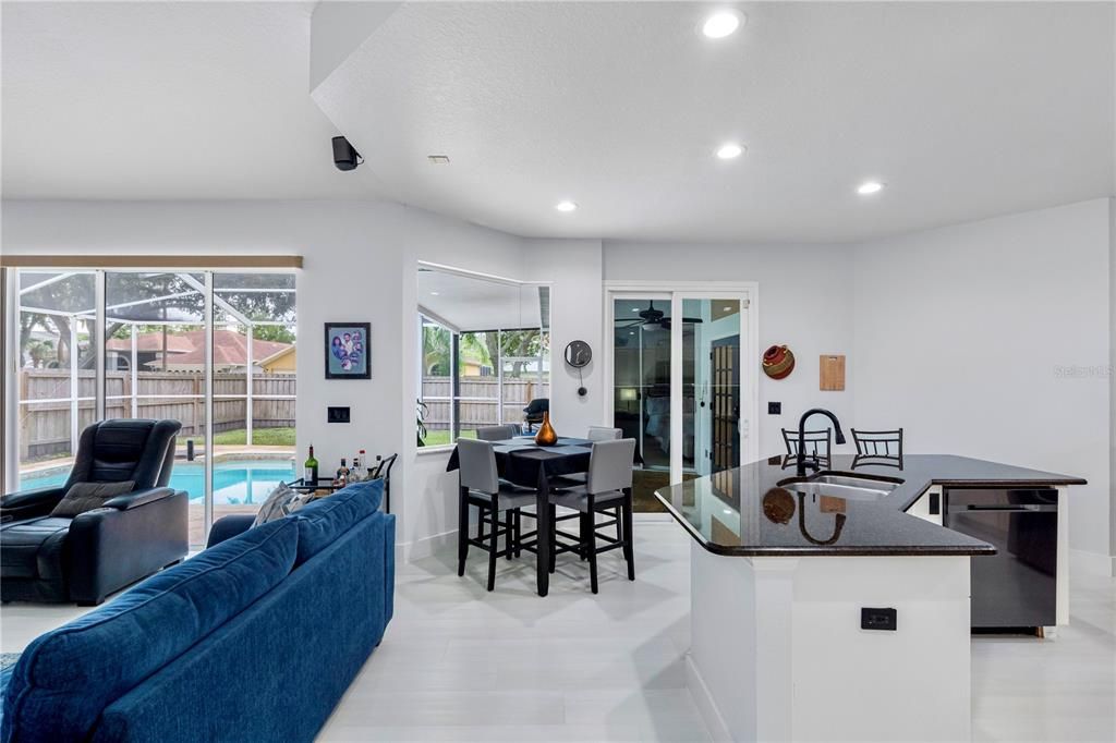Active With Contract: $599,000 (4 beds, 3 baths, 2094 Square Feet)