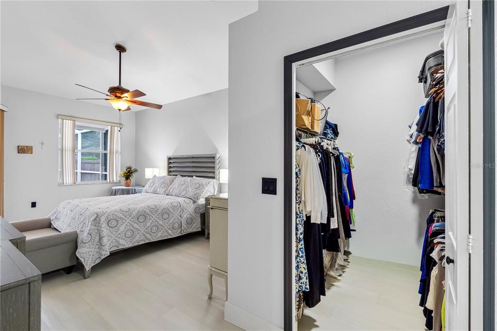 Active With Contract: $599,000 (4 beds, 3 baths, 2094 Square Feet)