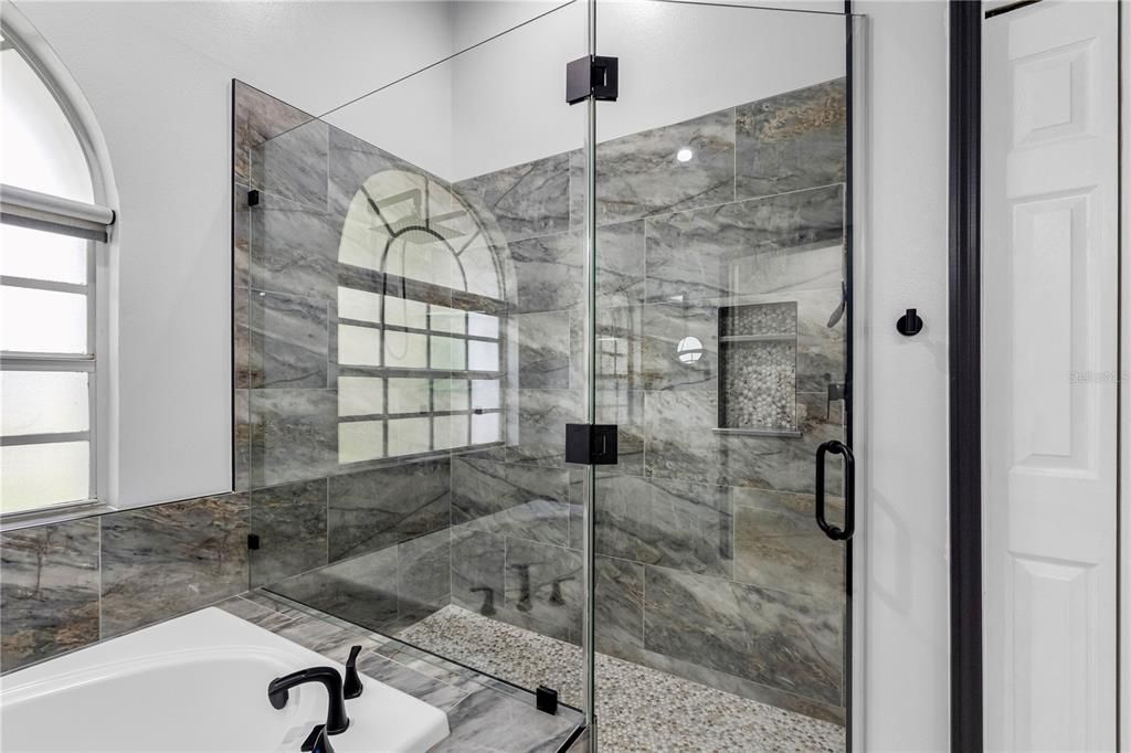 Active With Contract: $599,000 (4 beds, 3 baths, 2094 Square Feet)