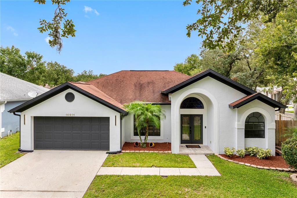 Active With Contract: $599,000 (4 beds, 3 baths, 2094 Square Feet)