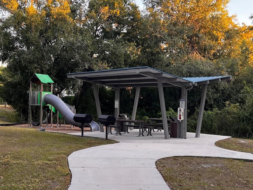 For Rent: $2,990 (3 beds, 2 baths, 2307 Square Feet)