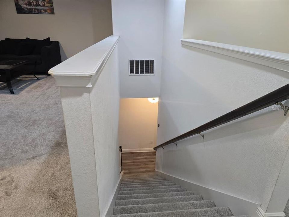 For Rent: $2,990 (3 beds, 2 baths, 2307 Square Feet)