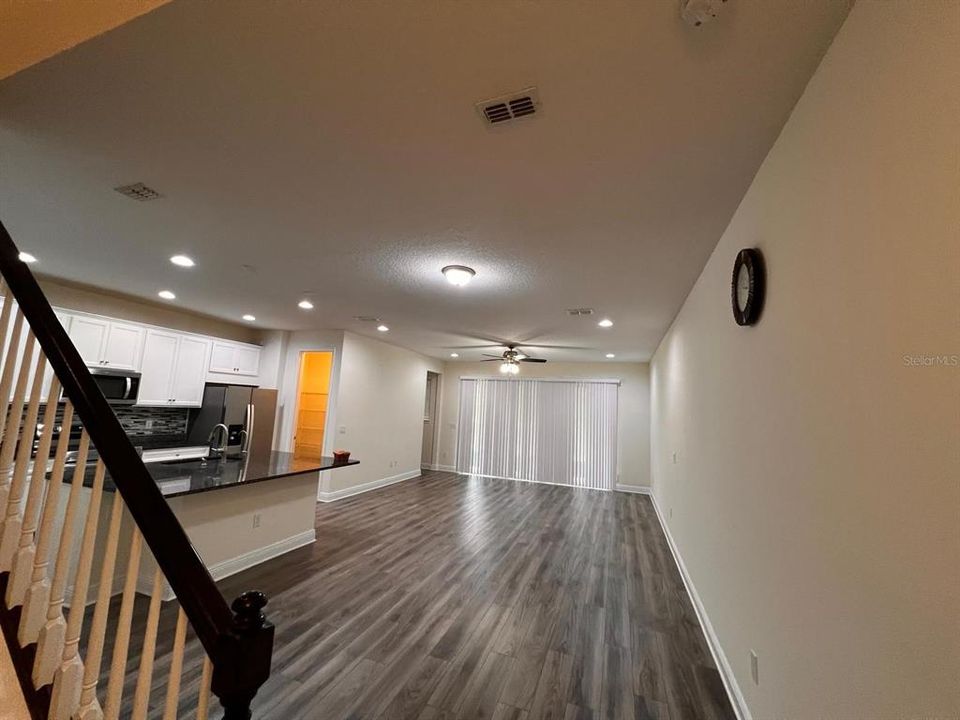 For Rent: $2,990 (3 beds, 2 baths, 2307 Square Feet)