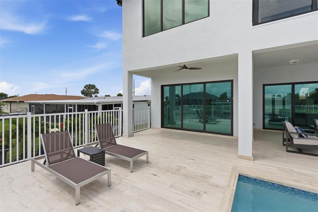 En Venta: $1,950,000 (4 camas, 4 baños, 4851 Pies cuadrados)