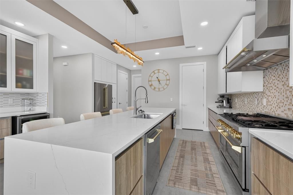 En Venta: $1,950,000 (4 camas, 4 baños, 4851 Pies cuadrados)