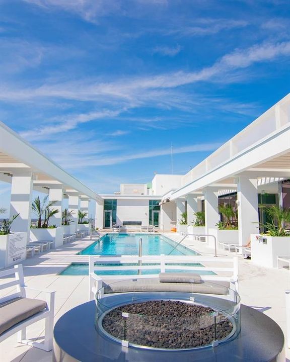 En Venta: $879,000 (1 camas, 1 baños, 1144 Pies cuadrados)