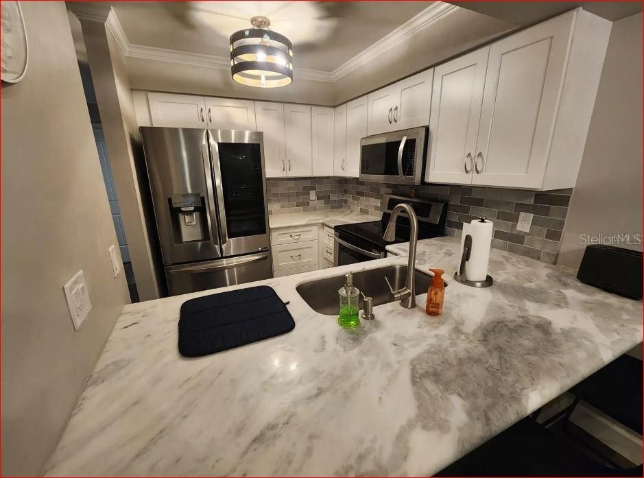 For Rent: $1,995 (2 beds, 2 baths, 1088 Square Feet)