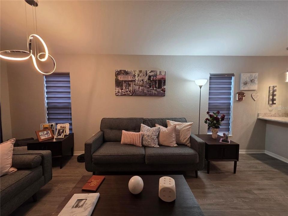 For Rent: $2,500 (3 beds, 2 baths, 1435 Square Feet)