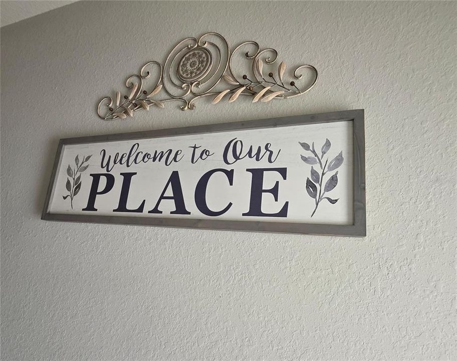 For Rent: $2,500 (3 beds, 2 baths, 1435 Square Feet)