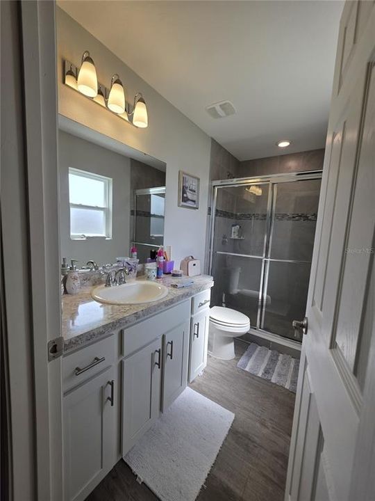 For Rent: $2,500 (3 beds, 2 baths, 1435 Square Feet)