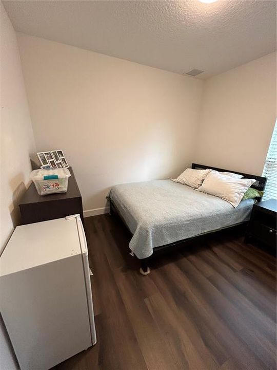 В аренду: $2,350 (4 спален, 2 ванн, 1730 Квадратных фут)