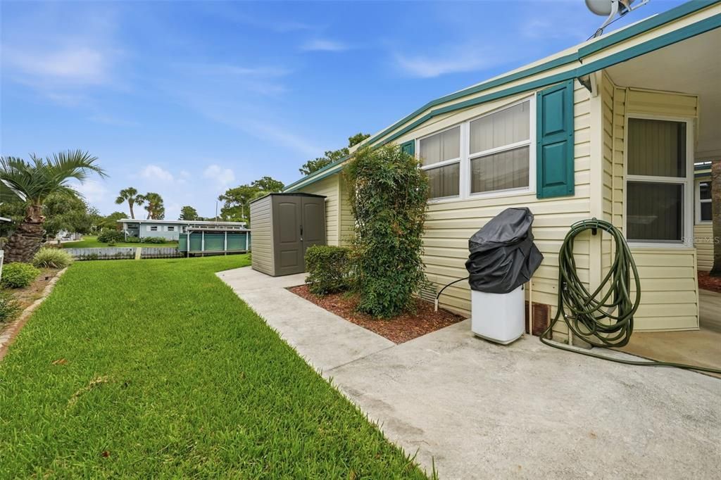 For Sale: $325,000 (3 beds, 2 baths, 1104 Square Feet)