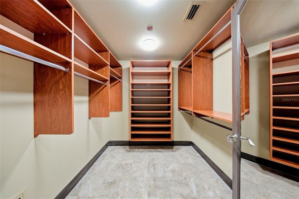 Active With Contract: $1,795,000 (3 beds, 3 baths, 2770 Square Feet)