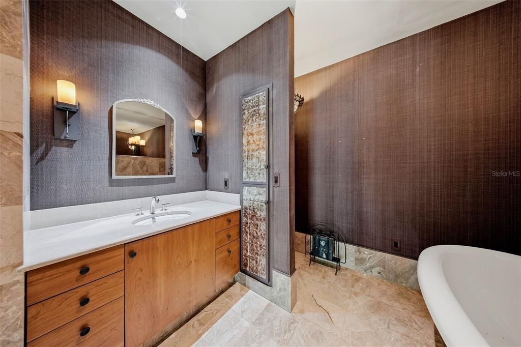 Active With Contract: $1,795,000 (3 beds, 3 baths, 2770 Square Feet)