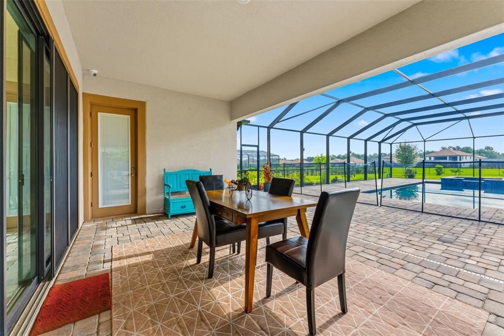 En Venta: $1,500,000 (5 camas, 4 baños, 4362 Pies cuadrados)