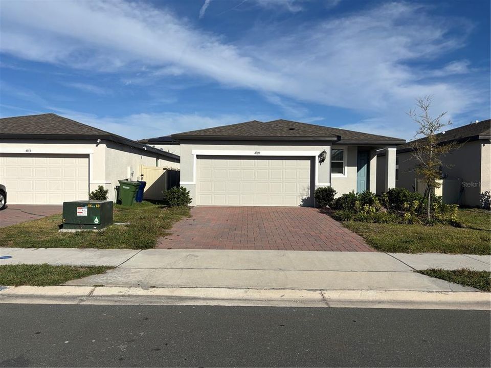 For Rent: $1,845 (3 beds, 2 baths, 1464 Square Feet)