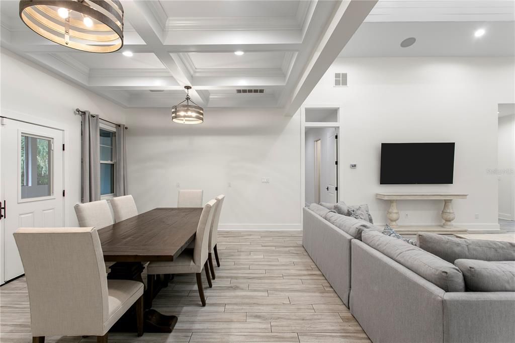 En Venta: $2,395,000 (4 camas, 4 baños, 3102 Pies cuadrados)