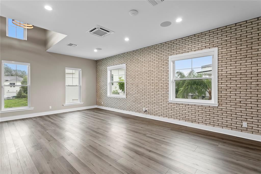 En Venta: $2,395,000 (4 camas, 4 baños, 3102 Pies cuadrados)