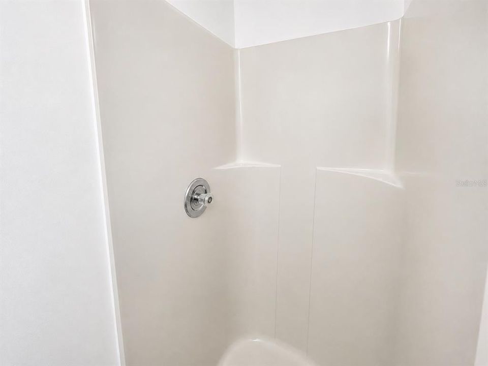 For Rent: $1,050 (0 beds, 1 baths, 198 Square Feet)